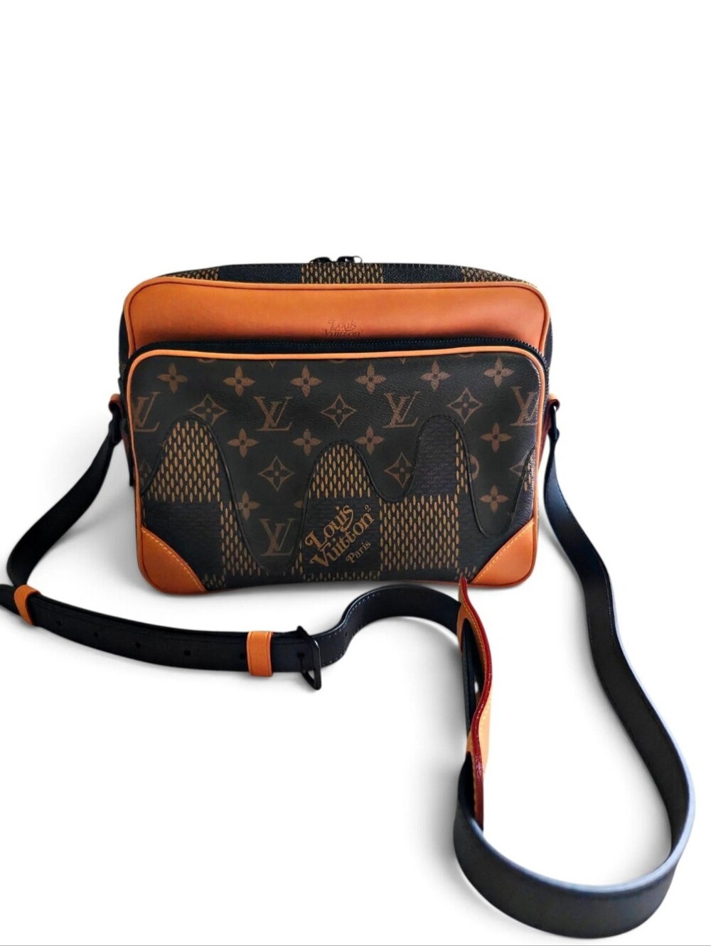 Louis Vuitton Nigo Nil Messenger bag Monogram and Giant Damier ebene canvas